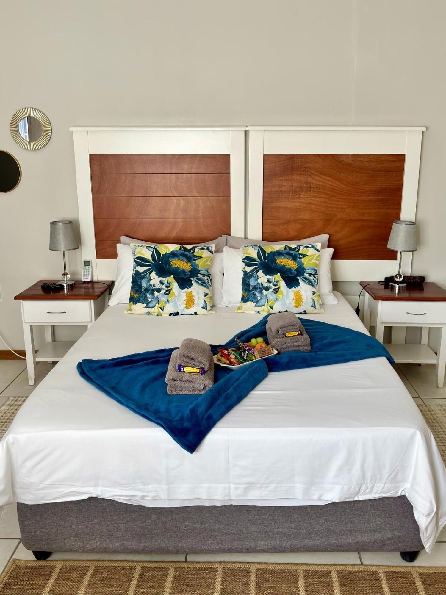 Tranquility Self Catering Hotel Lüderitz Kültér fotó